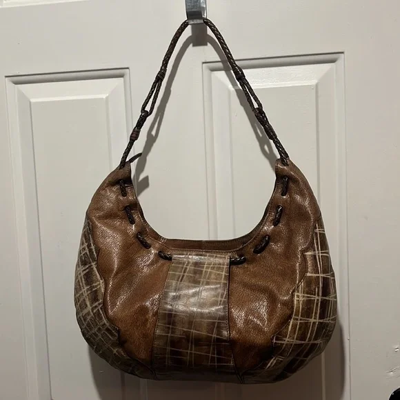 Sondra Roberts Vintage Leather Hobo Bag - Picture 2 of 15